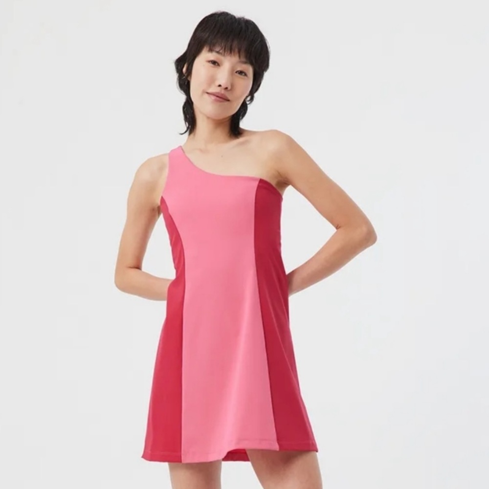 Outdoor Voices XS One Shoulder Exercise Dress in red/pink combo